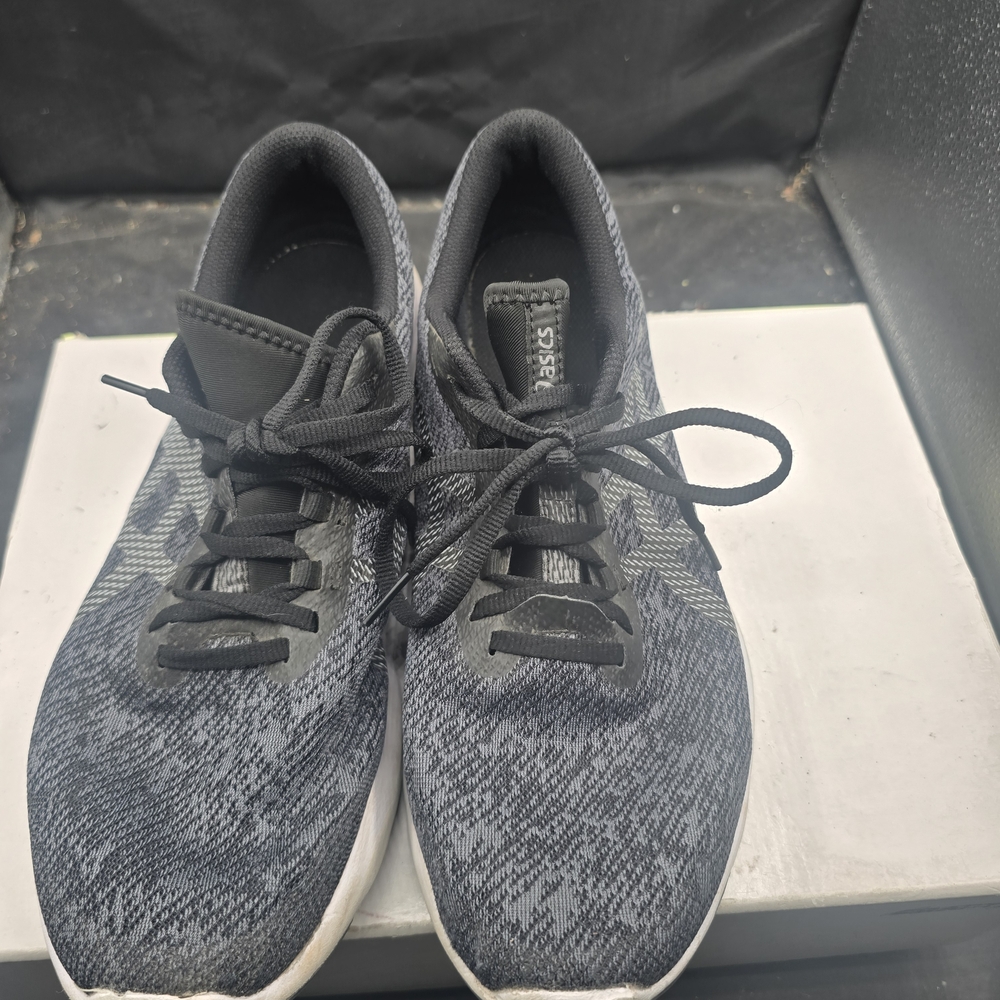 Asics Men's Black and Gray‎ Athletic Shoes